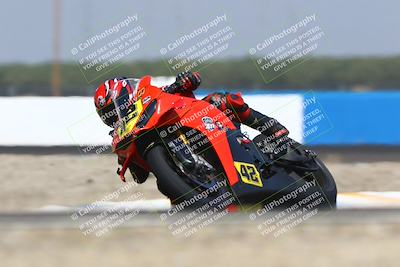 media/Sep-20-2025-TrackDaz (Sat) [[27f0cde673]]/A Group/12pm (Turn 1)/